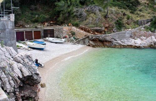 Gdinj Apartment | Seaside secluded apartments Cove Pobij, Hvar - 8702