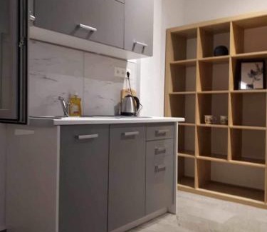 Ermoupoli Apartment | Seaside Serenade 2 suite