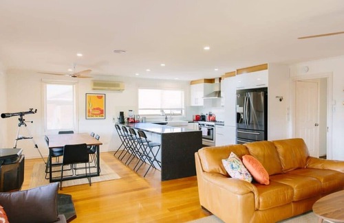 Clifton Springs House | Seaside Serenity: Charming House with Ocean Views