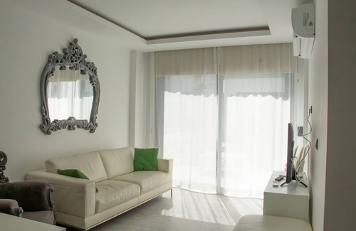 Turgutreis Villa | Seaside Serenity in Bodrum: Luxury Retreat w View