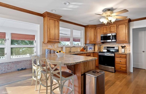 Stone Harbor House | Seaside Serenity - Stone Harbor, NJ