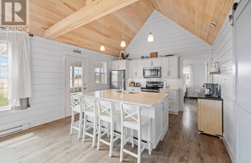 Murray Harbour North Cottage | Seaside Serenity: Your Perfect Coastal Retreat Awaits.