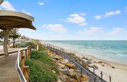 Henley Beach South Apartment | Seaside Smart Home - Coastal Chic at Henley Beach