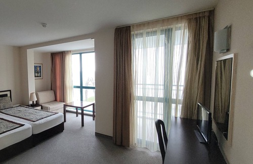 Golden Sands Apartment | Seaside Studio in Sables d'Or, on the Bulgarian Black Sea Coast