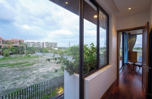 Cua Đai Villa | Seaside Villa/Beachfront Proximity/Private Pool