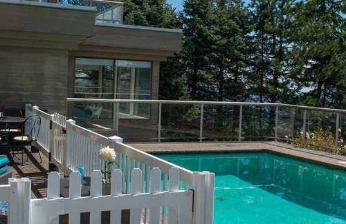 West Vancouver Villa | SeaSky Oceanview Villa Weekly Special - 4BD