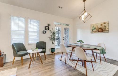 Aurora Apartment | Seasonal Pool, Balcony Quiet and Cozy Aurora Condo!