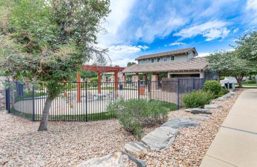Aurora Apartment | Seasonal Pool, Balcony Quiet and Cozy Aurora Condo!