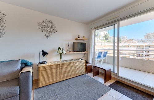 French Riviera Apartment | Seaspray 2 bed, Monaco view, beach apartment, parking optional