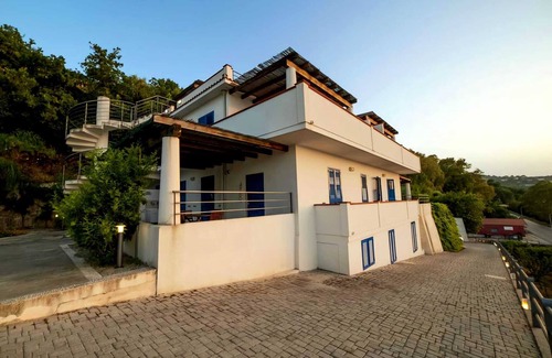 Capo d'Orlando Apartment | Seaview 3-room apartment- 3 min by car from the beach