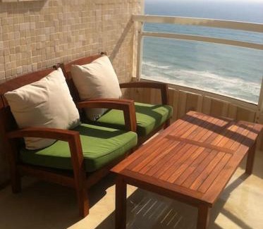 Netanya Apartment | SeaView, 4br beachfront penthouse