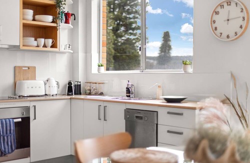 Avoca Beach Apartment | Seaview 5 - Great Beach Views