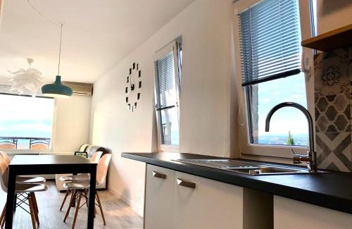 Koper Apartment | Seaview Apartment