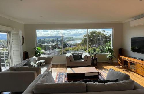 Gerringong House | Seaview at Gerringong - 4pm check out if available