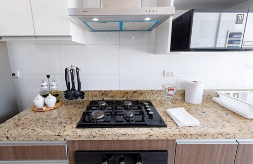 Miraflores Apartment | Seaview Balcony 4BR/3BA MIRAFLORES