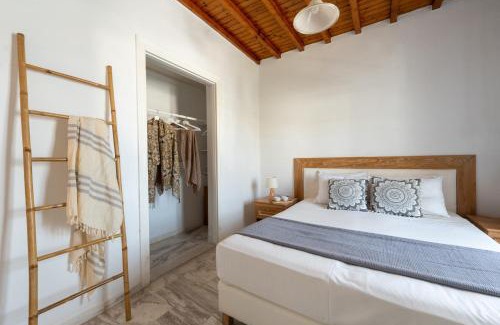 Mykonos Apartment | SeaView Central Suites