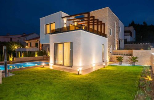 Okrug Villa | Seaview Ciovo Villa Villa Trogir Deluxe Dva 6 Beautiful Bedrooms Private Pools Sauna