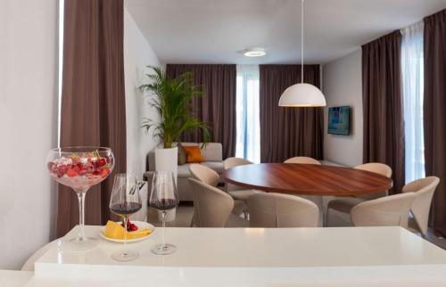 Okrug Villa | Seaview Ciovo Villa Villa Trogir Deluxe Dva 6 Beautiful Bedrooms Private Pools Sauna