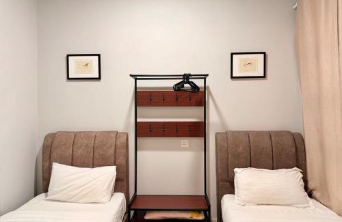 Downtown Kota Kinabalu Apartment | Seaview City Center,5PAX room 2min walk to island hopping