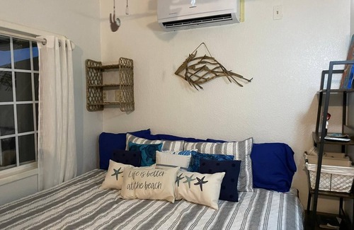 Sandy Bay Hotel | Seaview Condo @ The Blue Bahia Resort in Sandy Bay