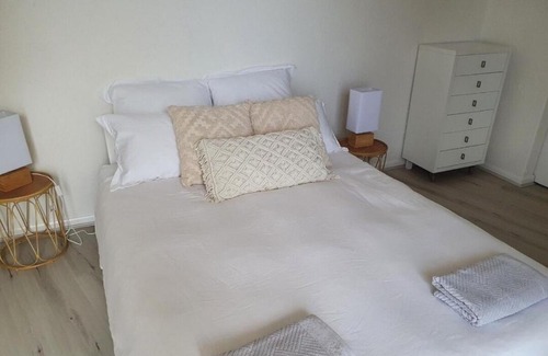 Glenelg Apartment | Seaview Escape Glenelg