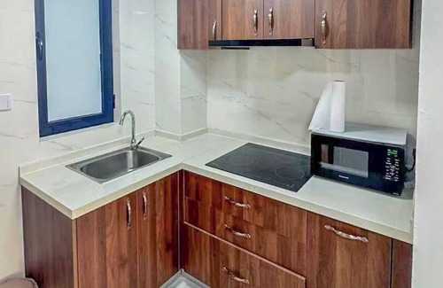 Challengers Hotel | Seaview Garden -Caribbean Light Vila