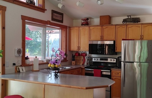 West Sechelt House | SeaView Getaway Vacation Home Rental-minutes from the beach.