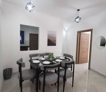Mombasa Apartment | Seaview Penthouse, AC included & Rooftop Pool