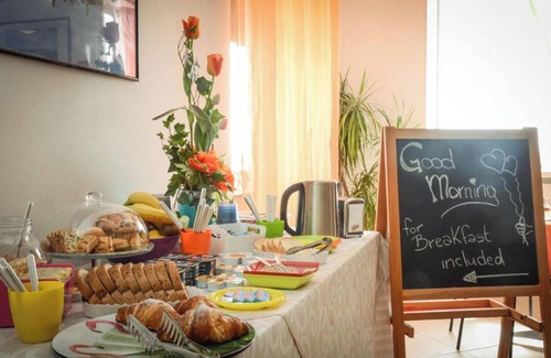Marina di Andora Apartment | Seaview Pool Retreat - T12, Andora, Italy