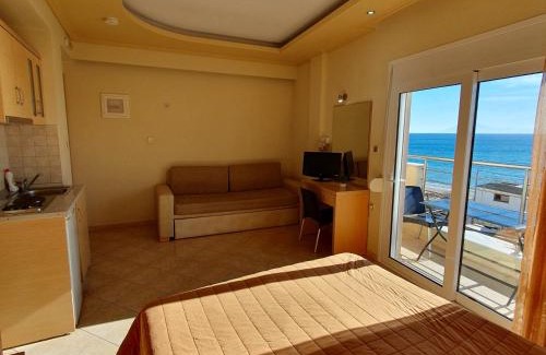 Potos Hotel | SeaView Studios