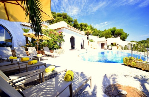 Provensals Villa | Seaview Villa in the first Line of the sea near to the beach of Font de Sa Cala