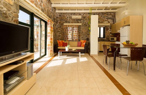 Livadia Villa | Seaview Villa with Private Pool, just 20 min for Elafonissi