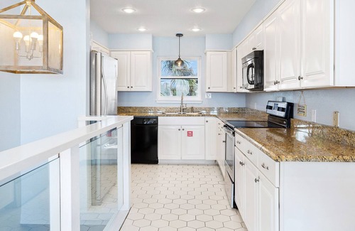 Miramar Beach Condo | Seawinds 3 - Updated Gulf Front Townhome, Free Beach Service, Scenic Gulf Drive!
