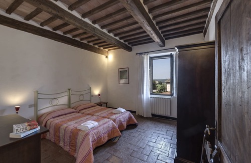 Mensanello Apartment | Seccatoio-4+1 apartment in the main village