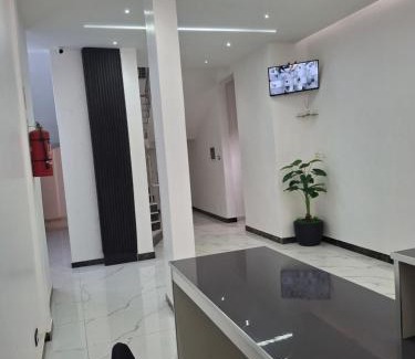 Dakar Apartment | Seckebe Immo et business DAKAR Suite 1 -gauche-
