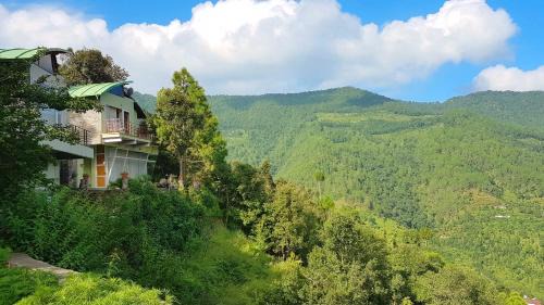 Ramgarh Resort | Seclude Ramgarh Cliff's edge