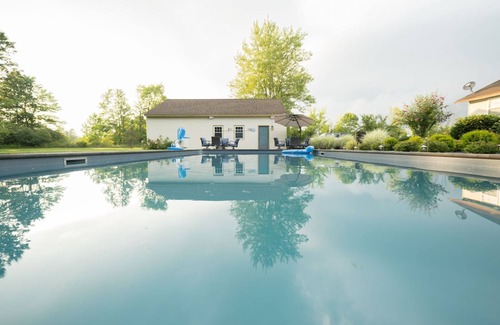 Oberlin House | Secluded 5 acre getaway heated inground pool 6 person hot tub