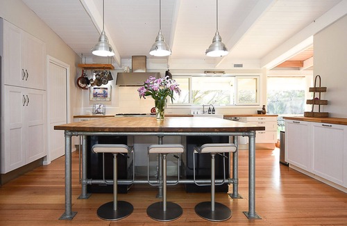 Somers House | Secluded by the Sea