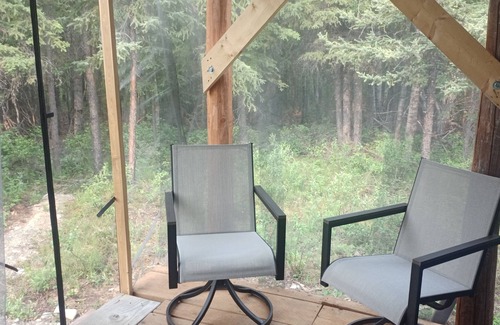 Clear House | Secluded Camper on 5 private acres w/hot shower