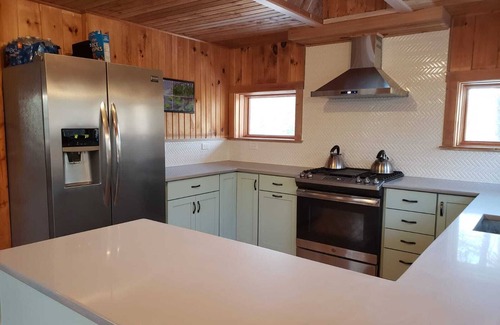 Kenyon House | Secluded Cedar Cottage in the Matunuck Hills - just minutes from local beaches!
