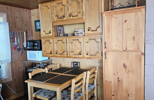 Merrimac Cottage | Secluded Cottage with Beautiful Views on Lake Wisconsin!