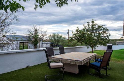 Shafter House | Secluded Desert Ranch near Big Bend National Park, Perfect for a Texan Glamping Getaway