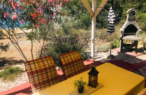 Gdinj House | Secluded fisherman's cottage Cove Skozanje, Hvar (K-18887)