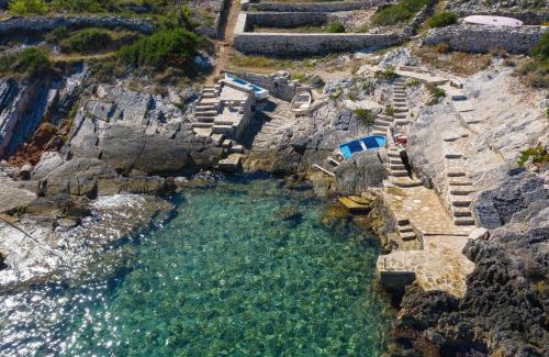 Vela Luka House | Secluded fisherman's cottage Cove Stiniva, Korcula - 11389