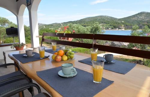 Pasman House | Secluded fisherman's cottage Cove Žižanj, Pašman (K-23925)