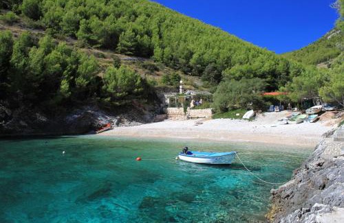 Zrnovo House | Secluded fisherman's cottage Cove Bratinja Luka, Korcula - 9224
