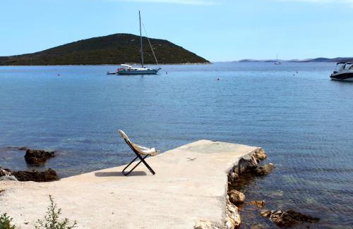 Pasman House | Secluded fisherman's cottage Cove Soline, Pasman - 8326