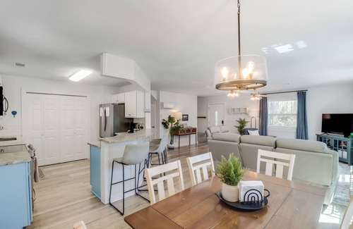 Pass Christian House | Secluded Home on Canal 1 Mile to Beach