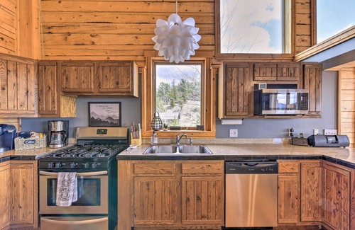 Cotopaxi Cabin | Secluded Mountain Retreat w/Views on 45 Acres!