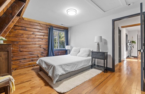 Charlotte Cabin | Secluded, private Cabin located close to Downtown Charlotte